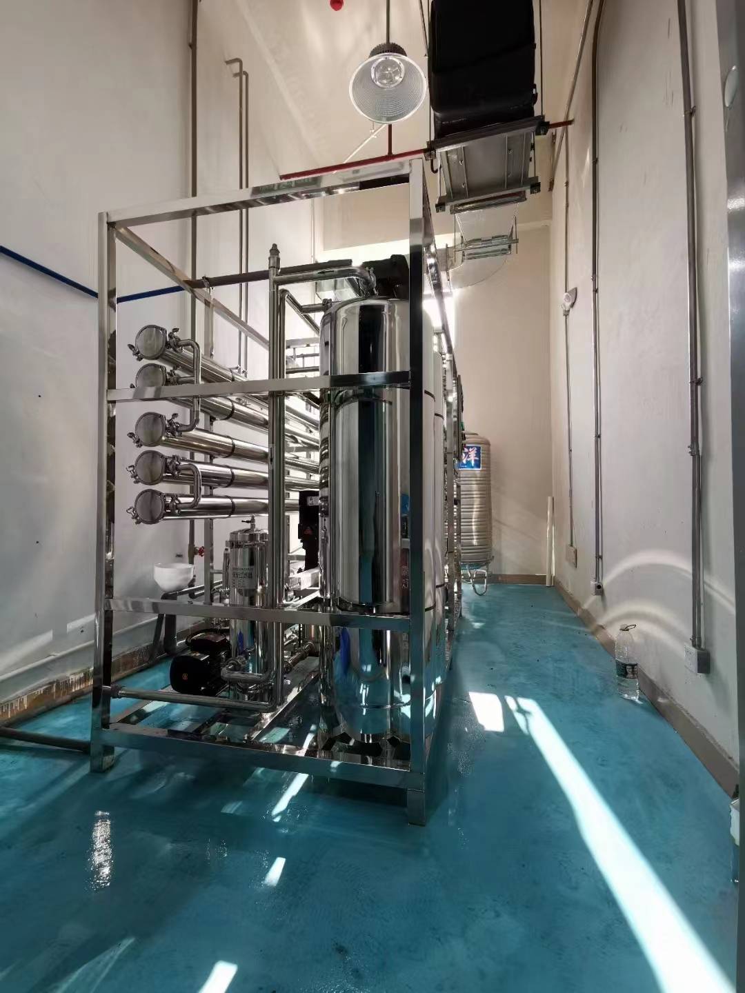 小型纯净水净化设备核心技术解析 水质净化的科学之道